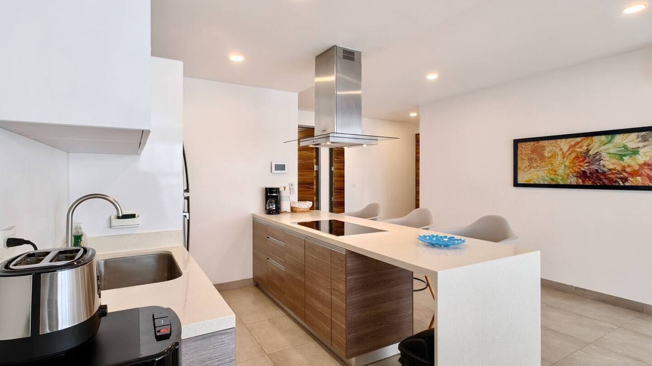 Photo of Kitchen in 12th Street