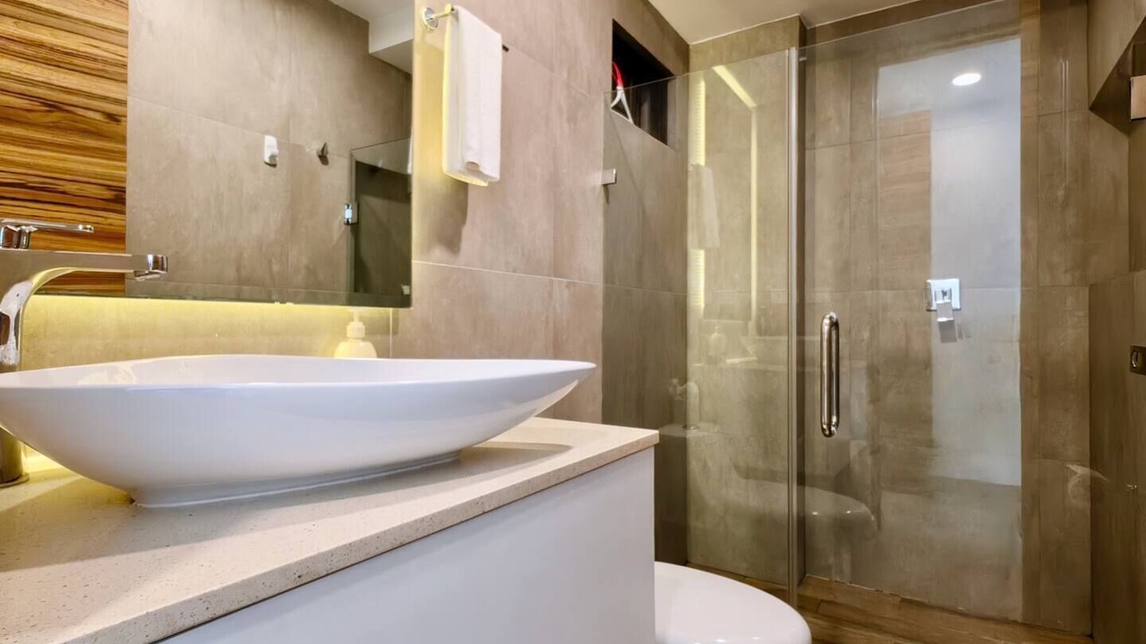 Photo of Bathroom in 12th Street