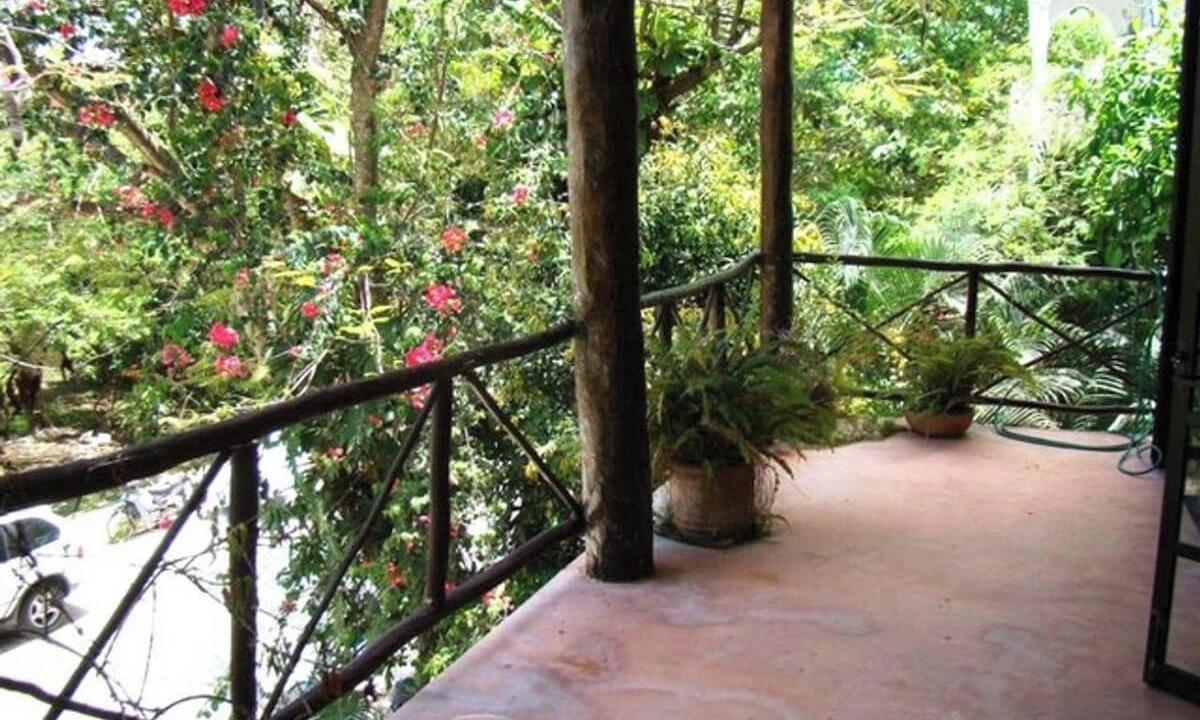 Photo of Patio Balcony in Playacar Fase I