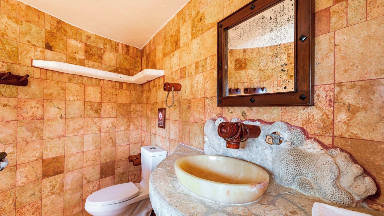 Photo of Bathroom in Colonia Meteorologico