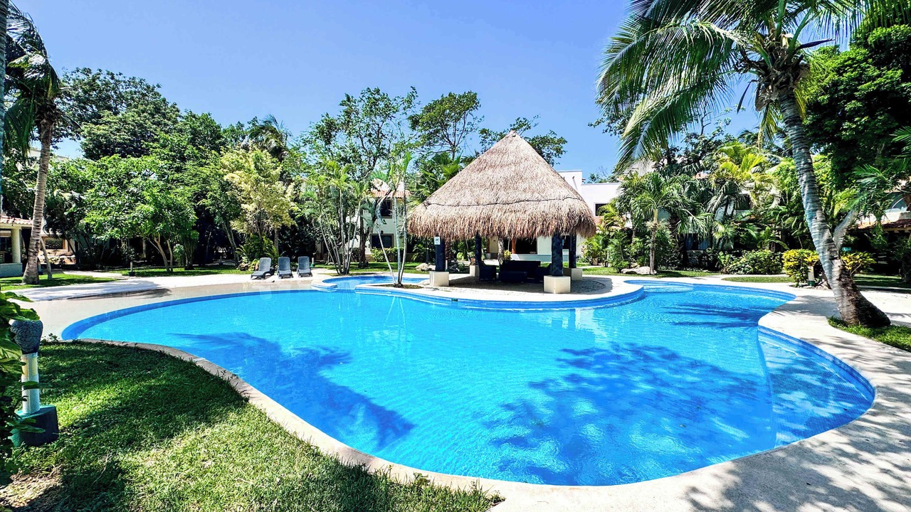 Photo of Others in Playacar