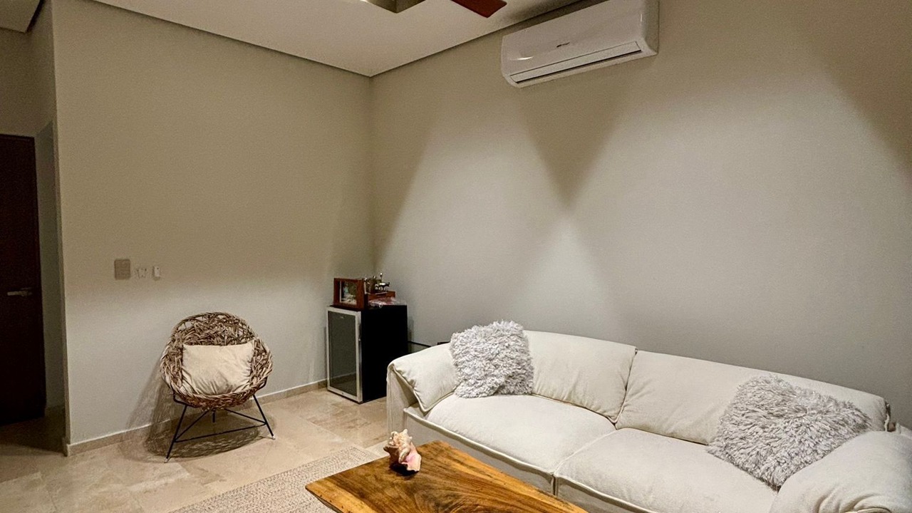 Photo of Livingroom in Playa Paraiso