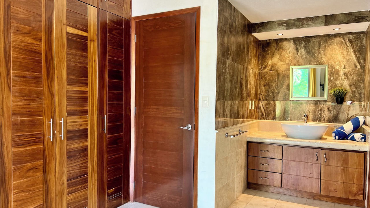 Photo of Bathroom in Puerto Aventuras