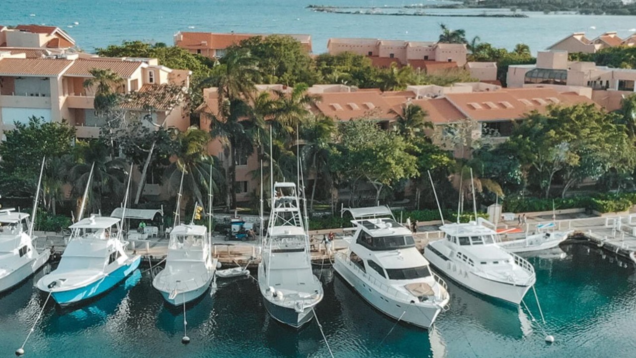Photo of Others in Puerto Aventuras
