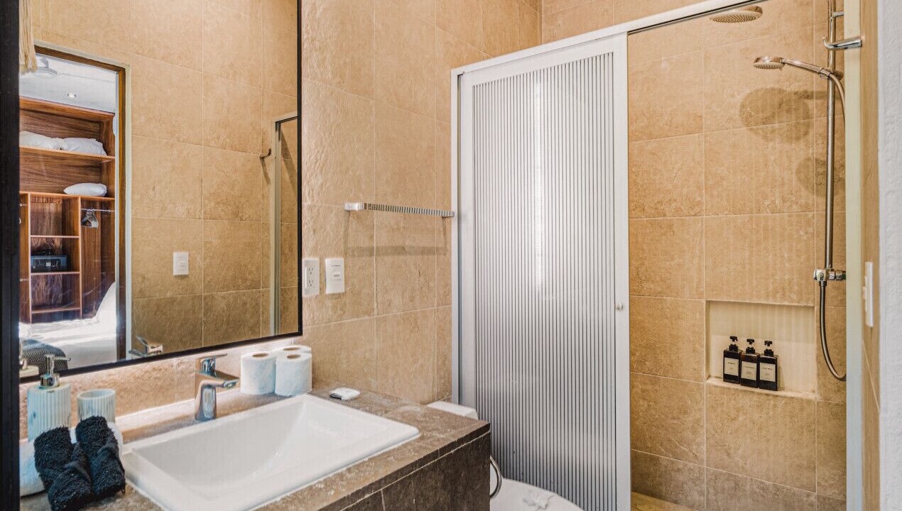 Photo of Bathroom in Zama