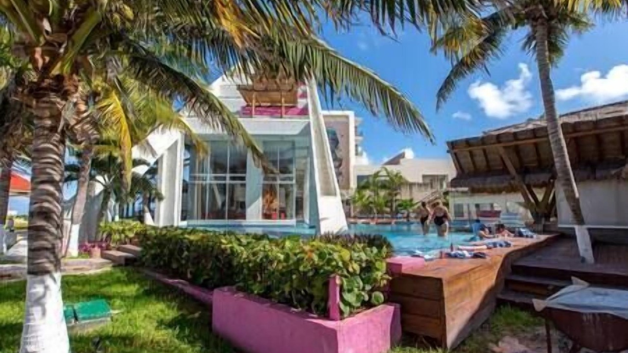 Photo of Outdoor in Centro - Supmza 001