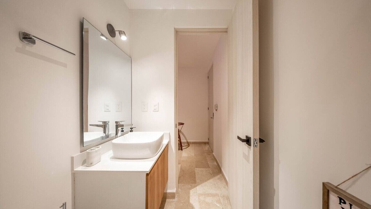 Photo of Bathroom in Zama