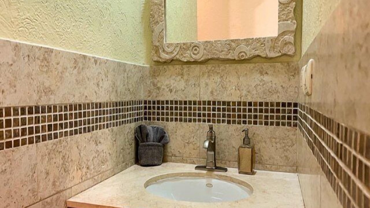 Photo of Bathroom in Flores Magon