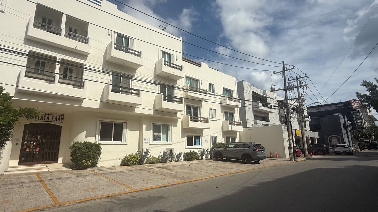 Photo of Outdoor in 12th Street