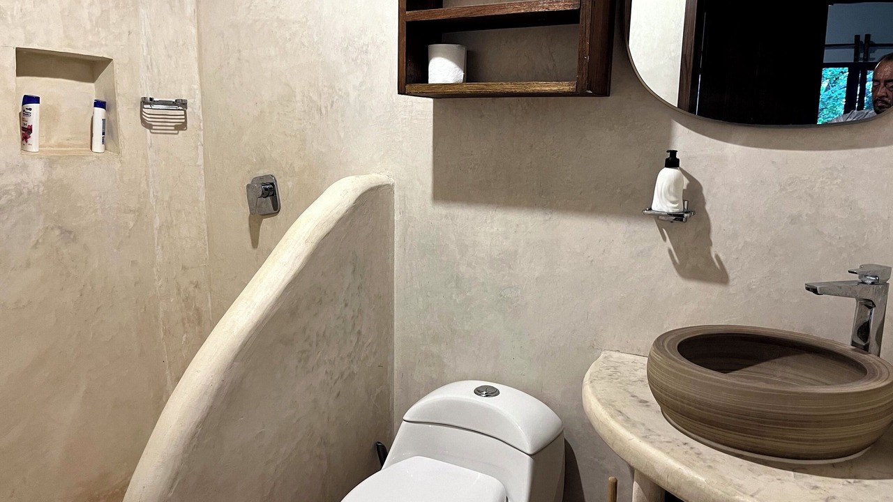 Photo of Bathroom in Huay-Pix