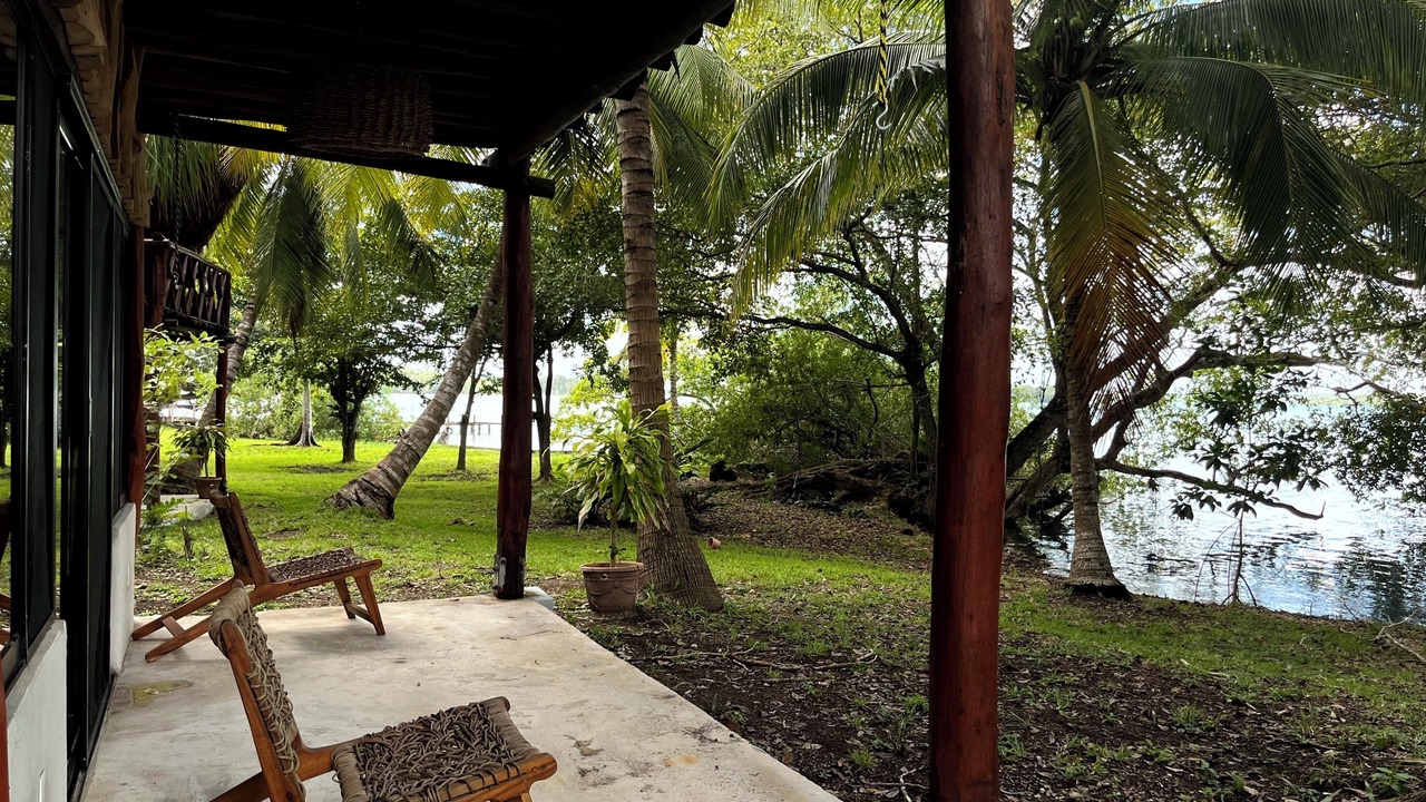 Photo of Patio Balcony in Huay-Pix