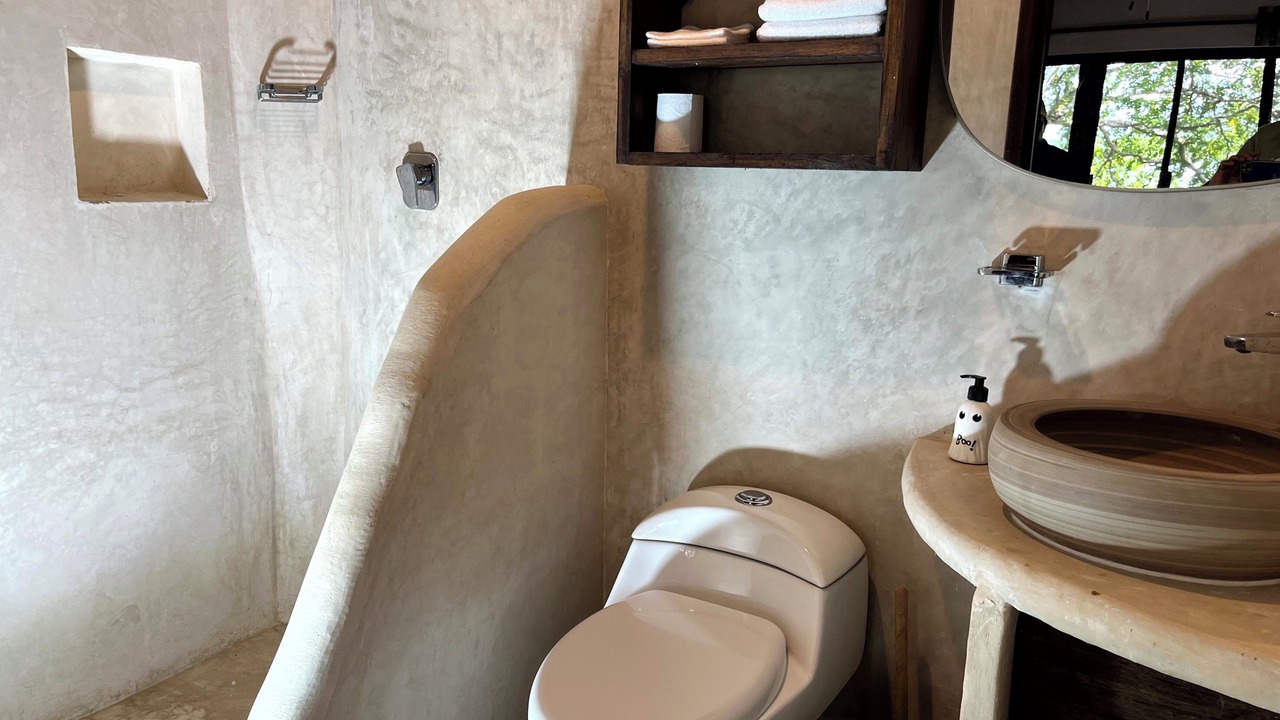 Photo of Bathroom in Huay-Pix