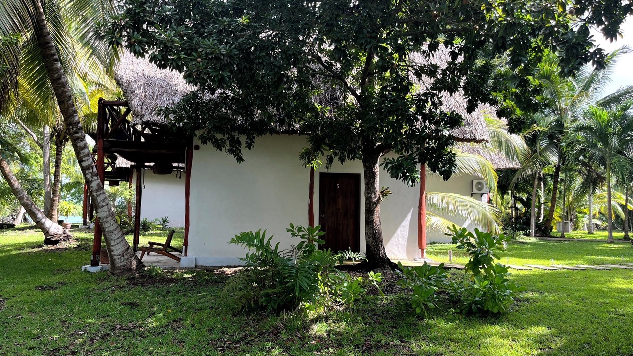 Photo of Outdoor in Huay-Pix