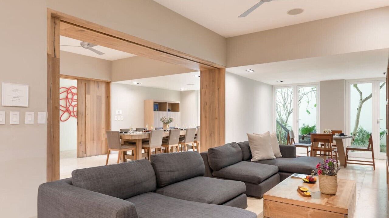 Photo of Livingroom in Downtown