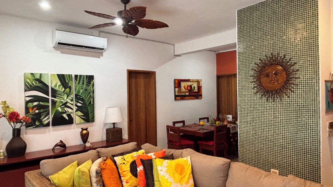 Photo of Livingroom in Downtown