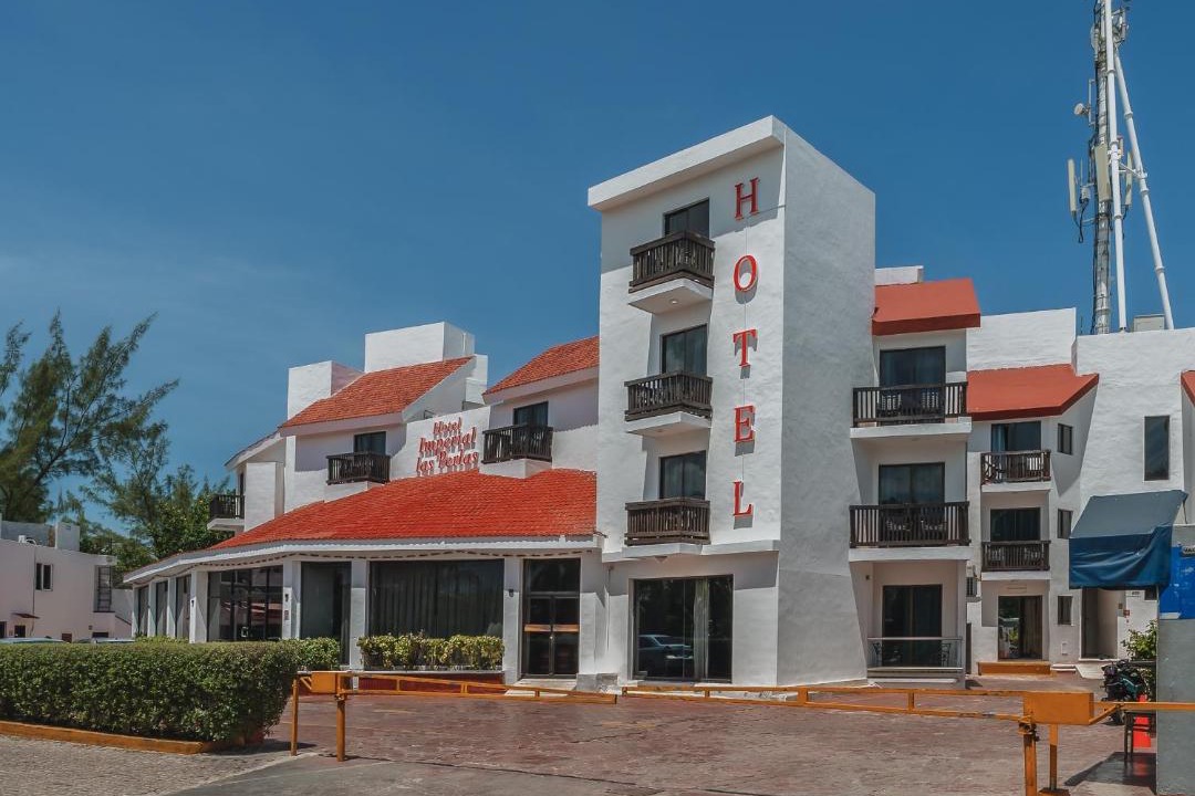 Photo of Buildings in Zona Hotelera