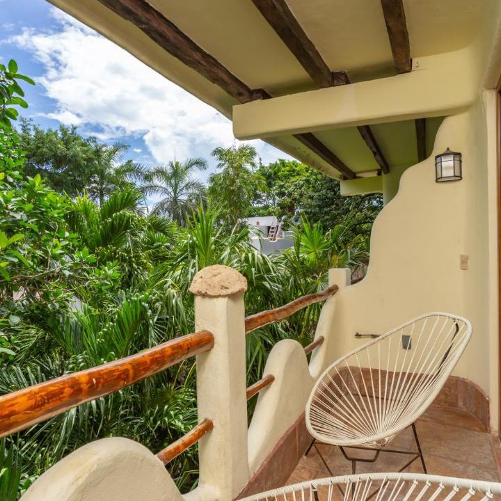 Photo of Patio Balcony in 12th Street