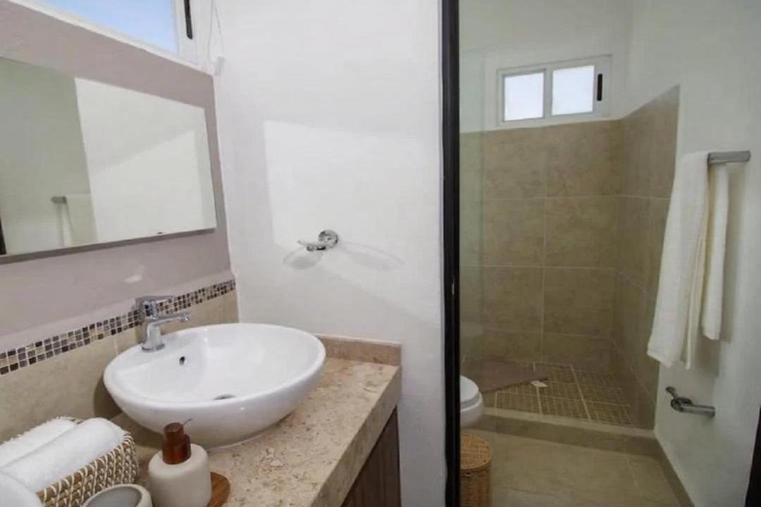 Photo of Bathroom in Jacinto Pat