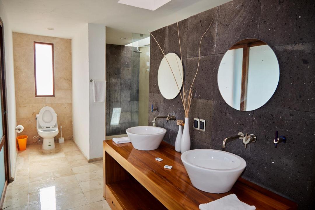Photo of Bathroom in Zona Hotelera
