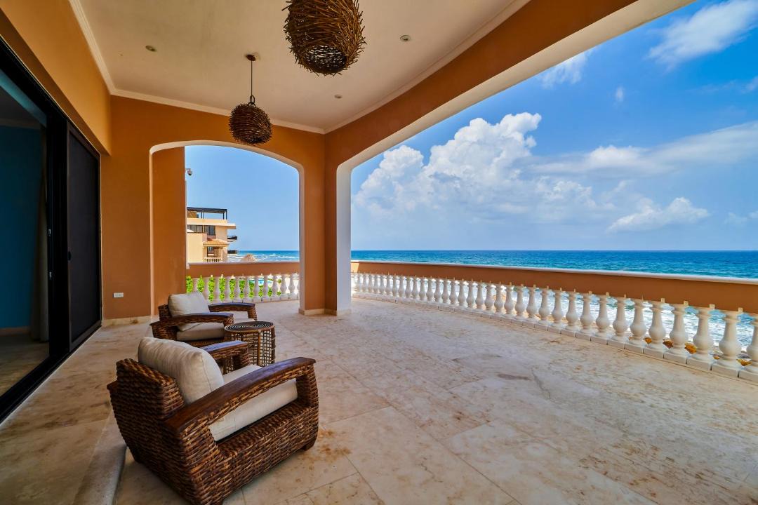 Photo of Patio Balcony in Soliman Bay