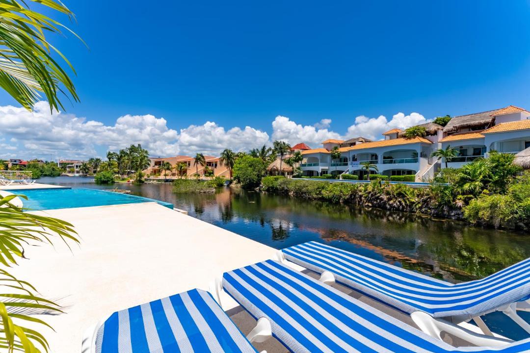 Photo of Others in Puerto Aventuras