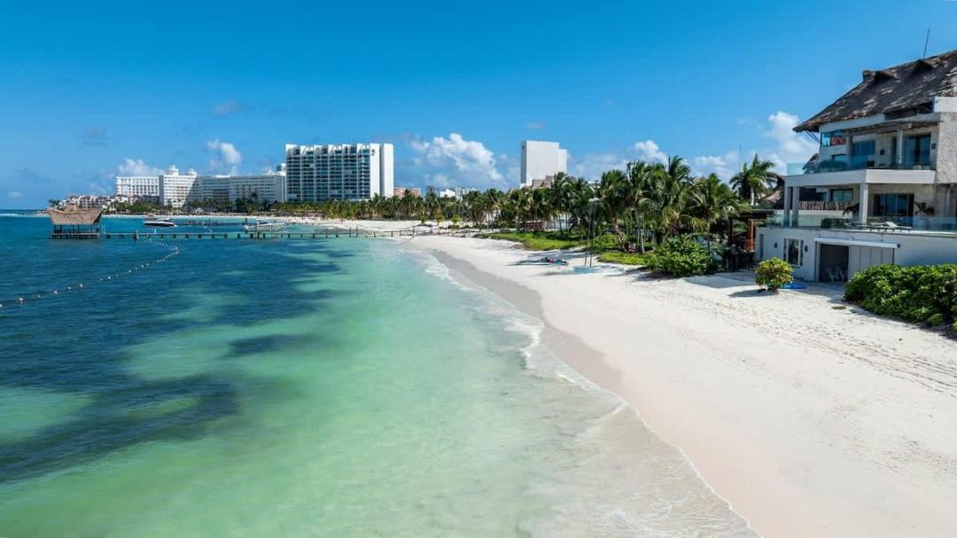 Photo of Others in Punta Cancun