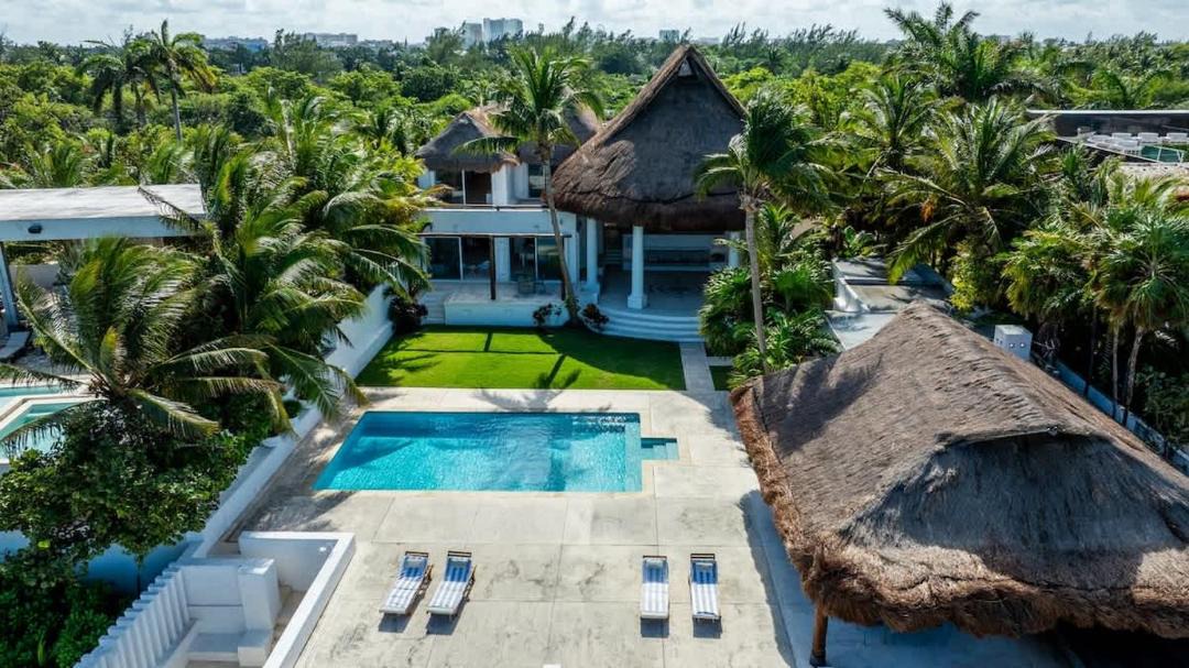 Photo of Others in Punta Cancun
