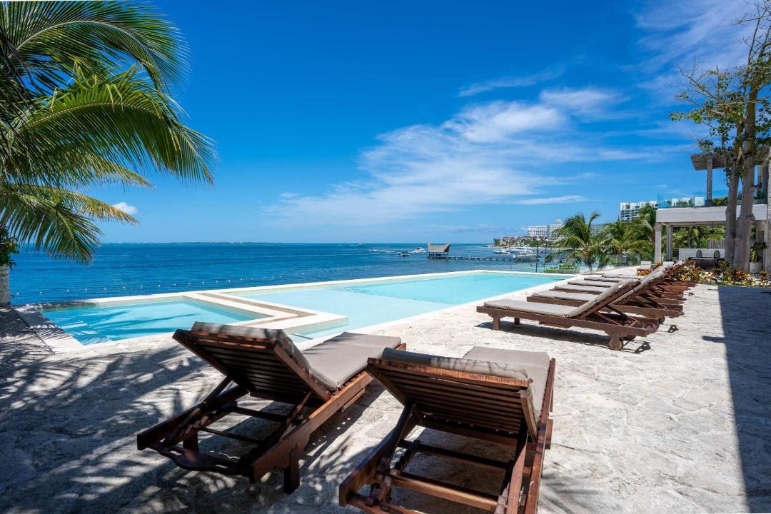 Photo of Others in Punta Cancun