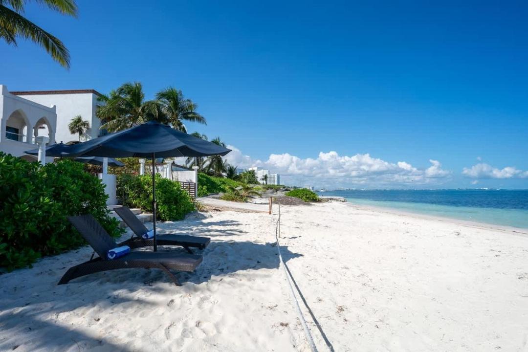 Photo of Others in Punta Cancun