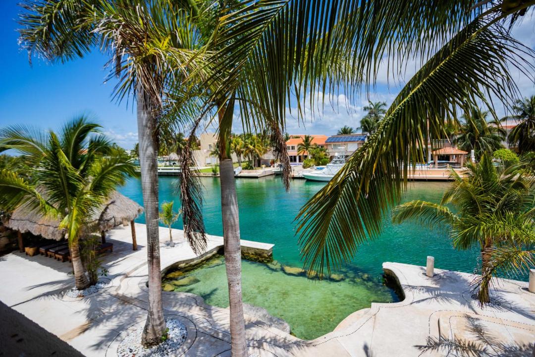 Photo of Others in Puerto Aventuras