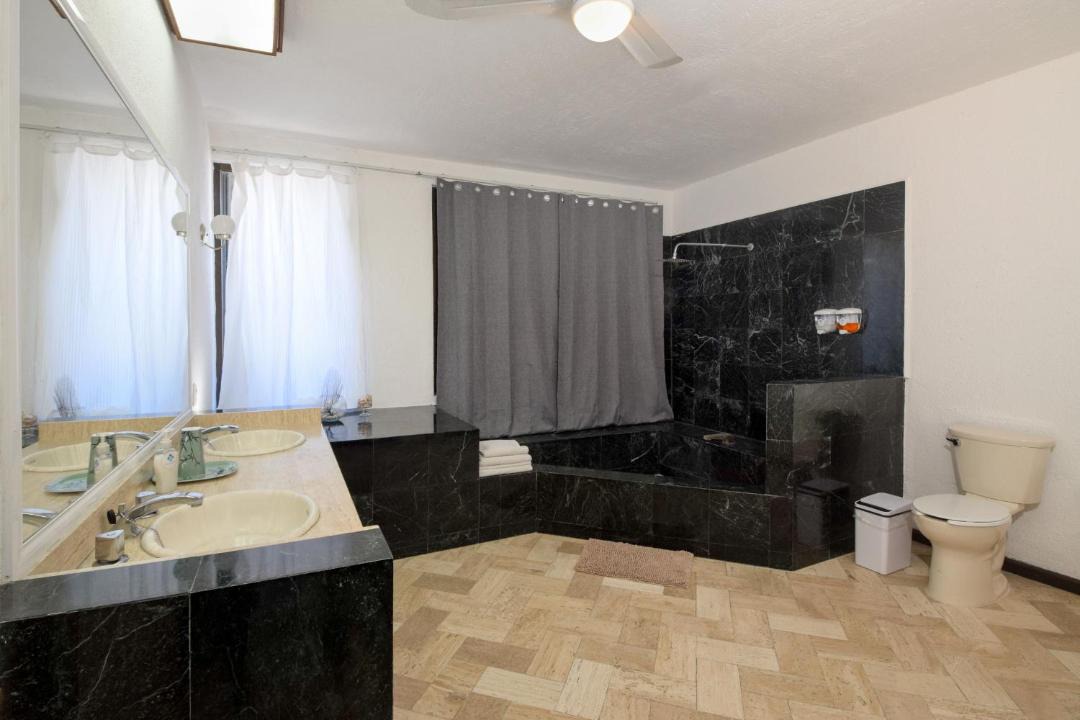Photo of Bathroom in Colonia Adolfo Lopez Mateos