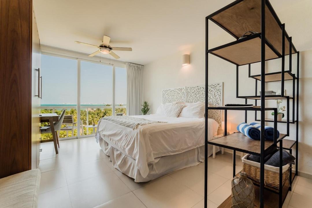 Photo of Bedroom in Puerto Juarez