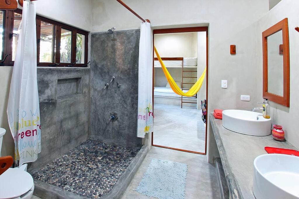 Photo of Bathroom in Buenavista