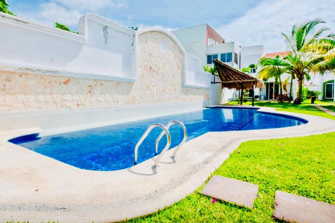 Photo of Others in Playacar