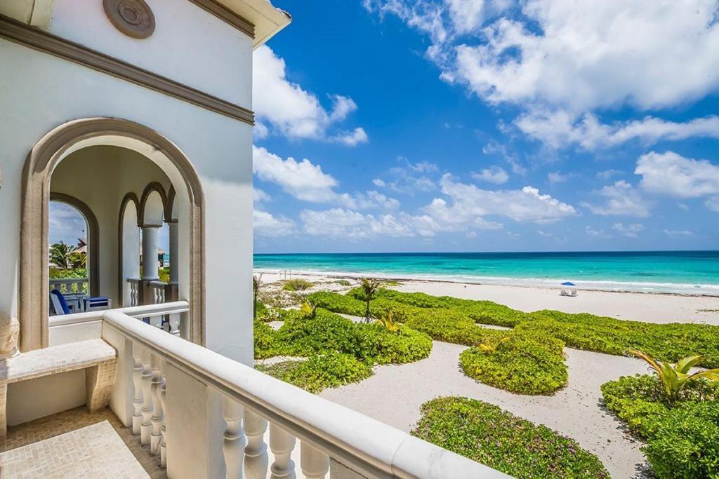Photo of Patio Balcony in Playa del Secreto