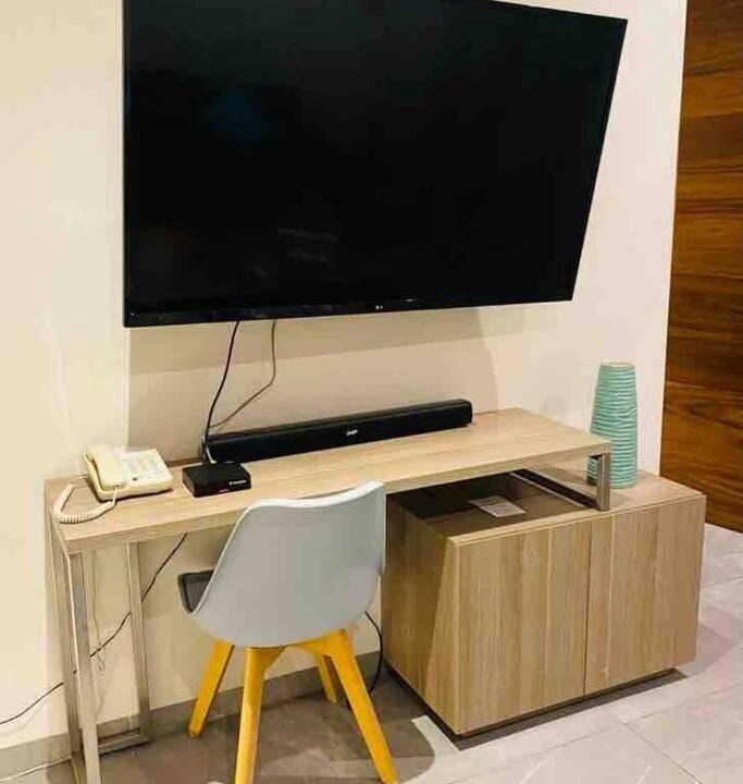 Photo of Livingroom in Downtown