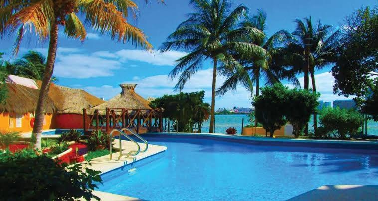 Photo of Others in Punta Cancun