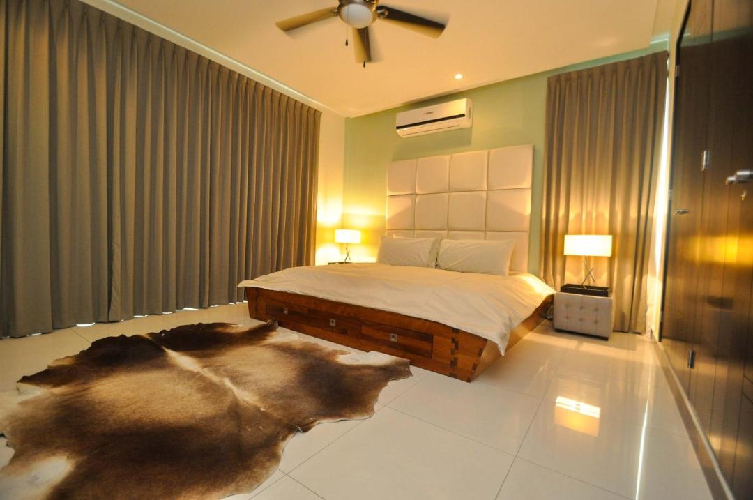 Photo of Bedroom in 12th Street