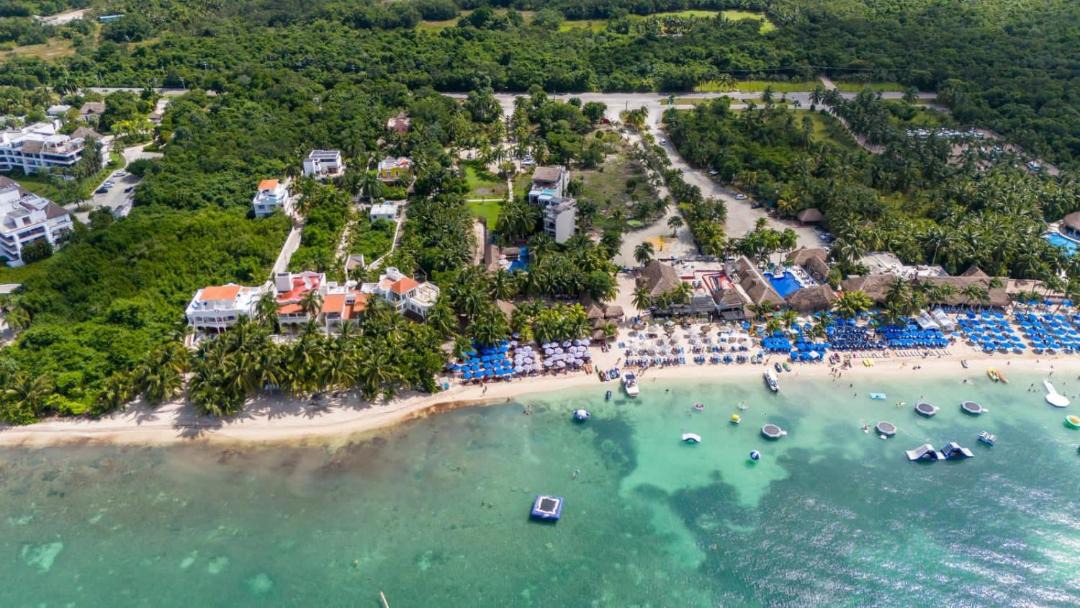 Photo of Others in Costa Maya