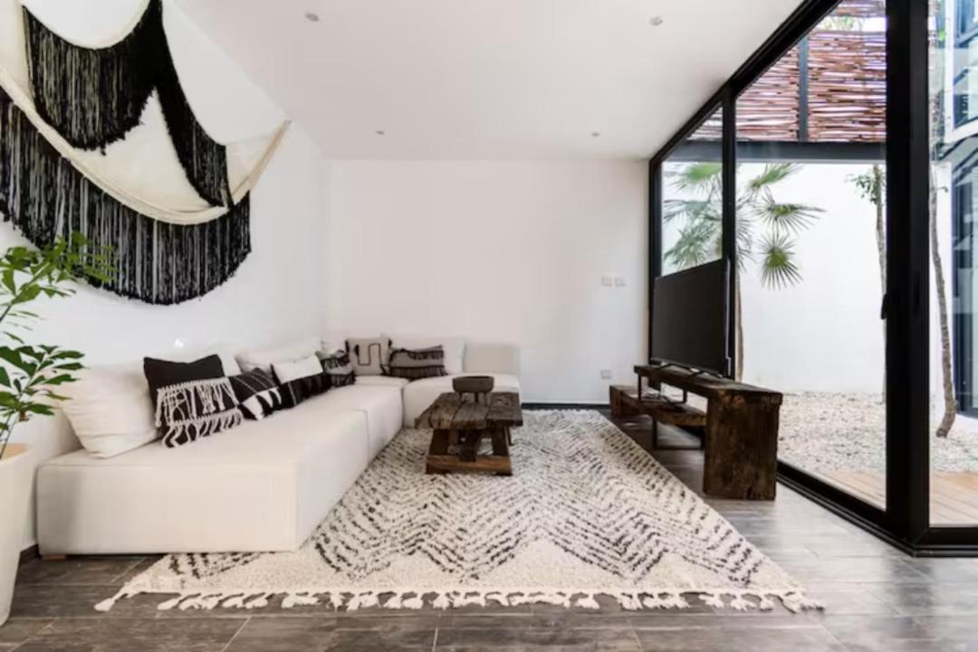 Photo of Livingroom in Ek Balam Village