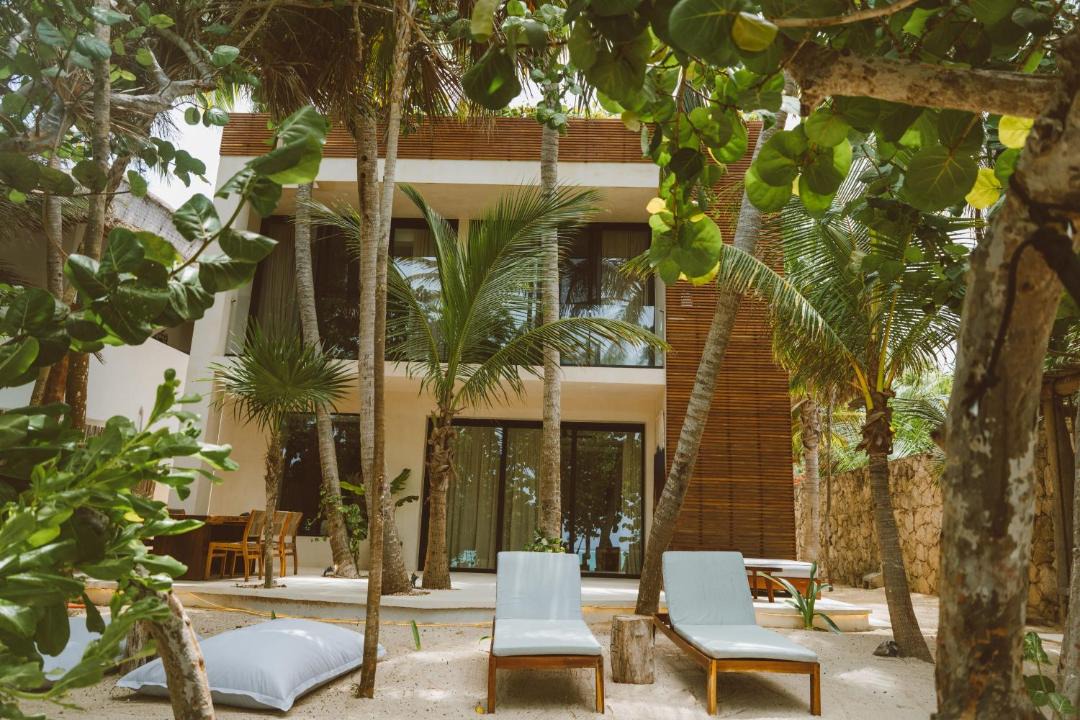 Photo of Patio Balcony in Soliman Bay