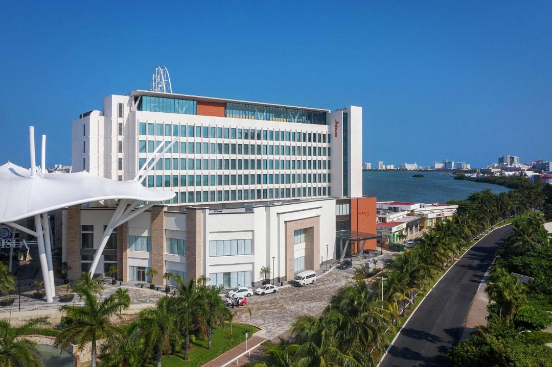 Photo of Buildings in La Isla