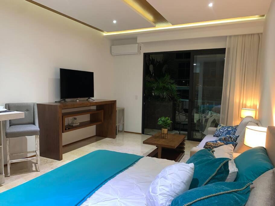Photo of Livingroom in Downtown