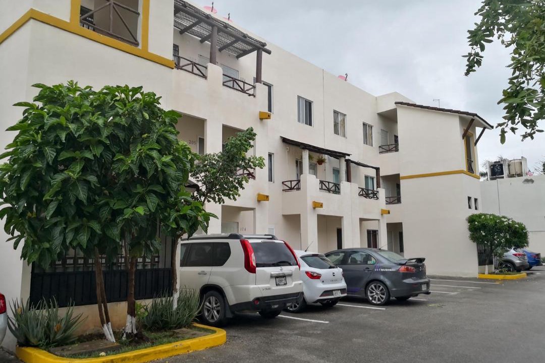 Photo of Buildings in Puerto Juarez