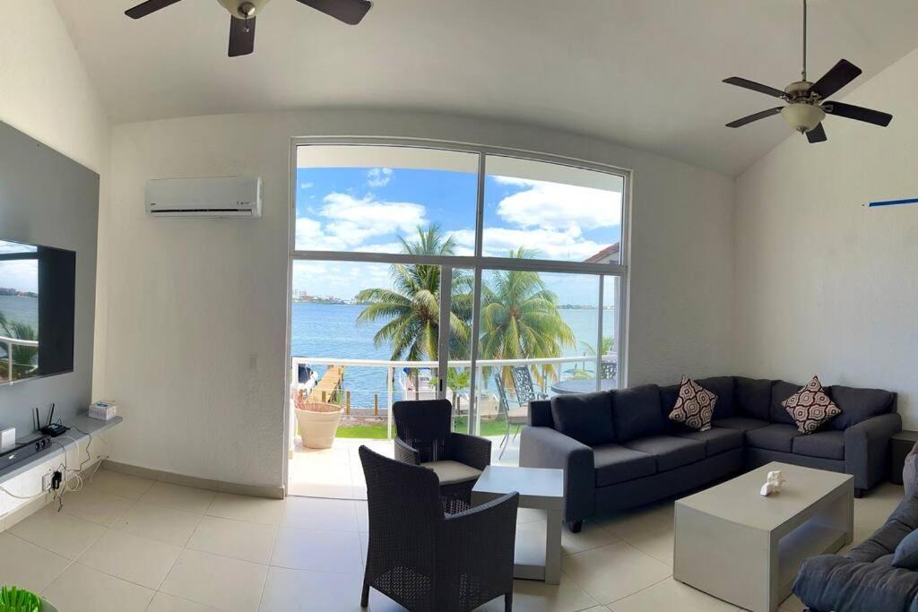 Photo of Livingroom in Punta Cancun