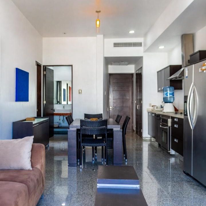 Photo of Livingroom in Downtown