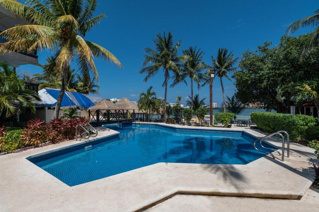 Photo of Others in Punta Cancun