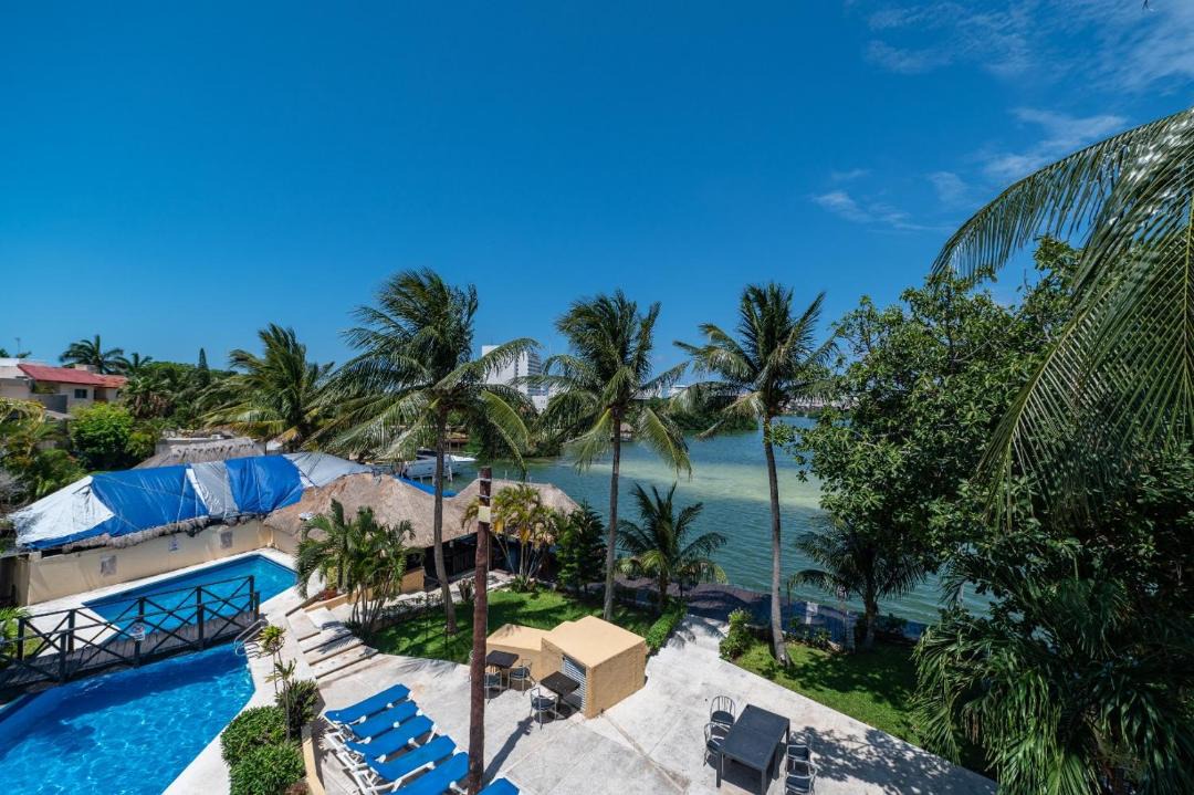Photo of Others in Punta Cancun
