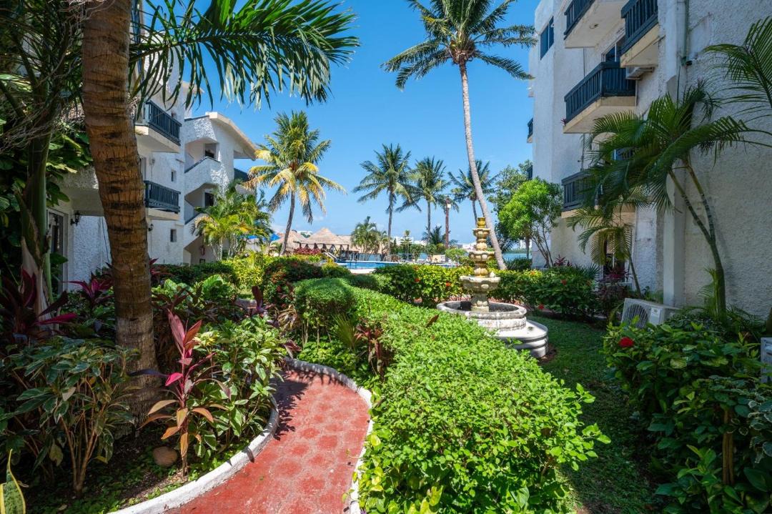 Photo of Others in Punta Cancun
