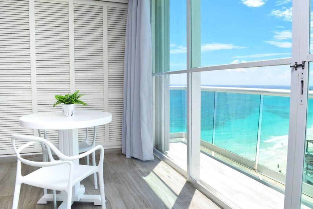 Photo of Patio Balcony in Zona Hotelera
